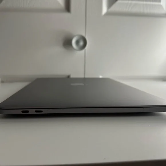 Laptop apple MacBook pro